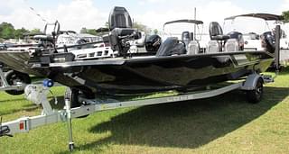 BOATZON | Lowe Boats Stinger 198 SC wMercury Motor 2023
