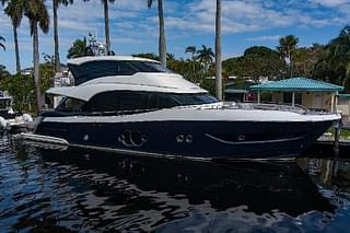 BOATZON | Monte Carlo Yachts MCY 76 Skylounge 2021