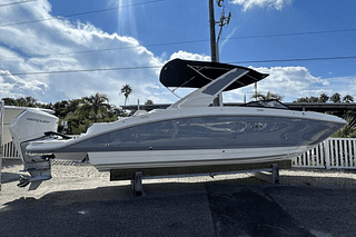 BOATZON | Sea Ray 270 SDX OUTBOARD 2020
